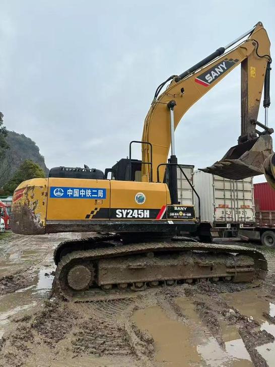 Buy Sany SY245H Used Excavator / 1