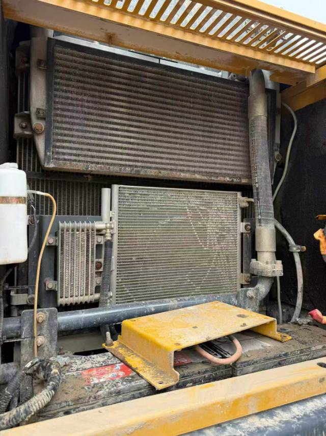 Buy XCMG WZ30-25 Used Excavator / 8