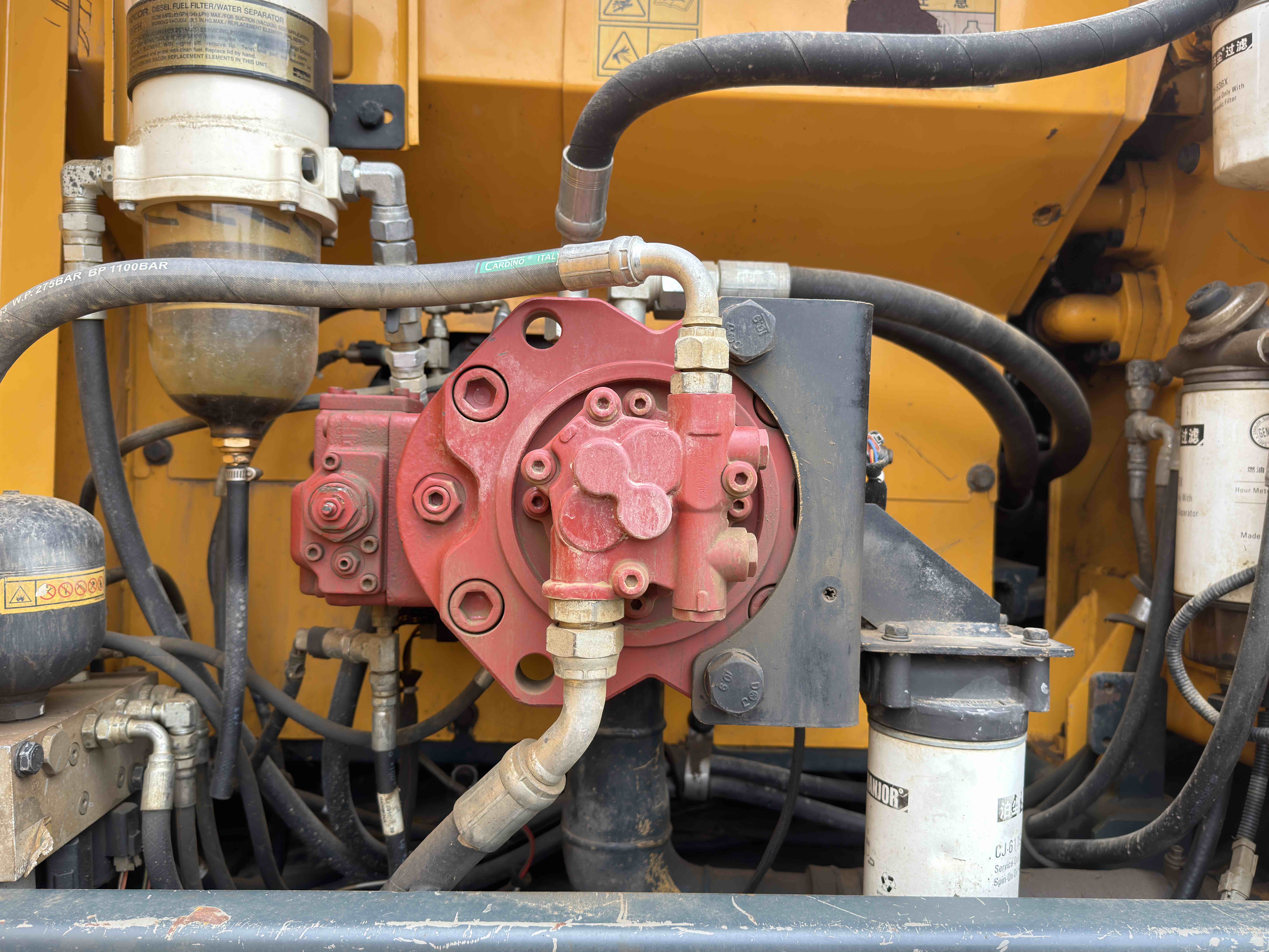 Buy Hyundai 225LC-9T Used Excavator / 5