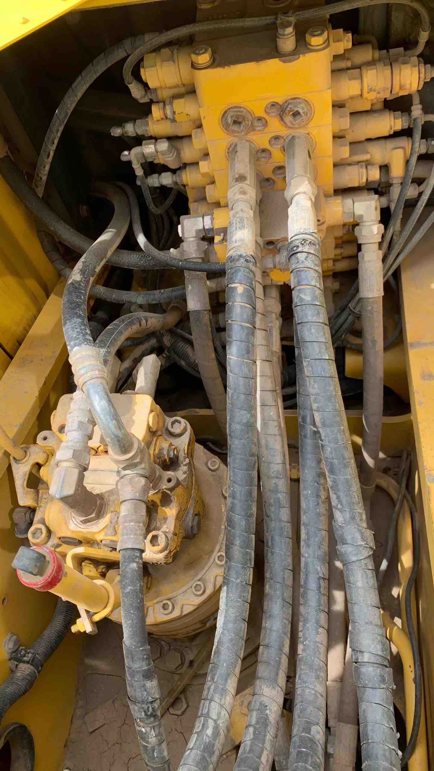 Buy Komatsu PC160-7 Used Excavator / 9