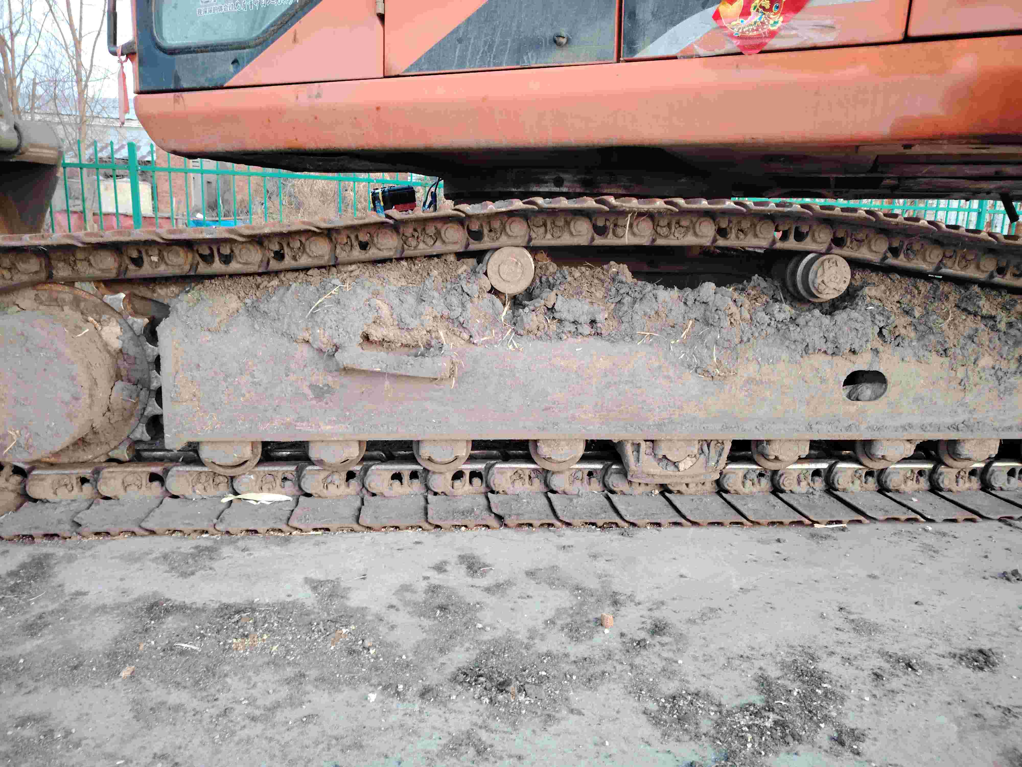 Buy Doosan 225LC-9 Used Excavator / 13