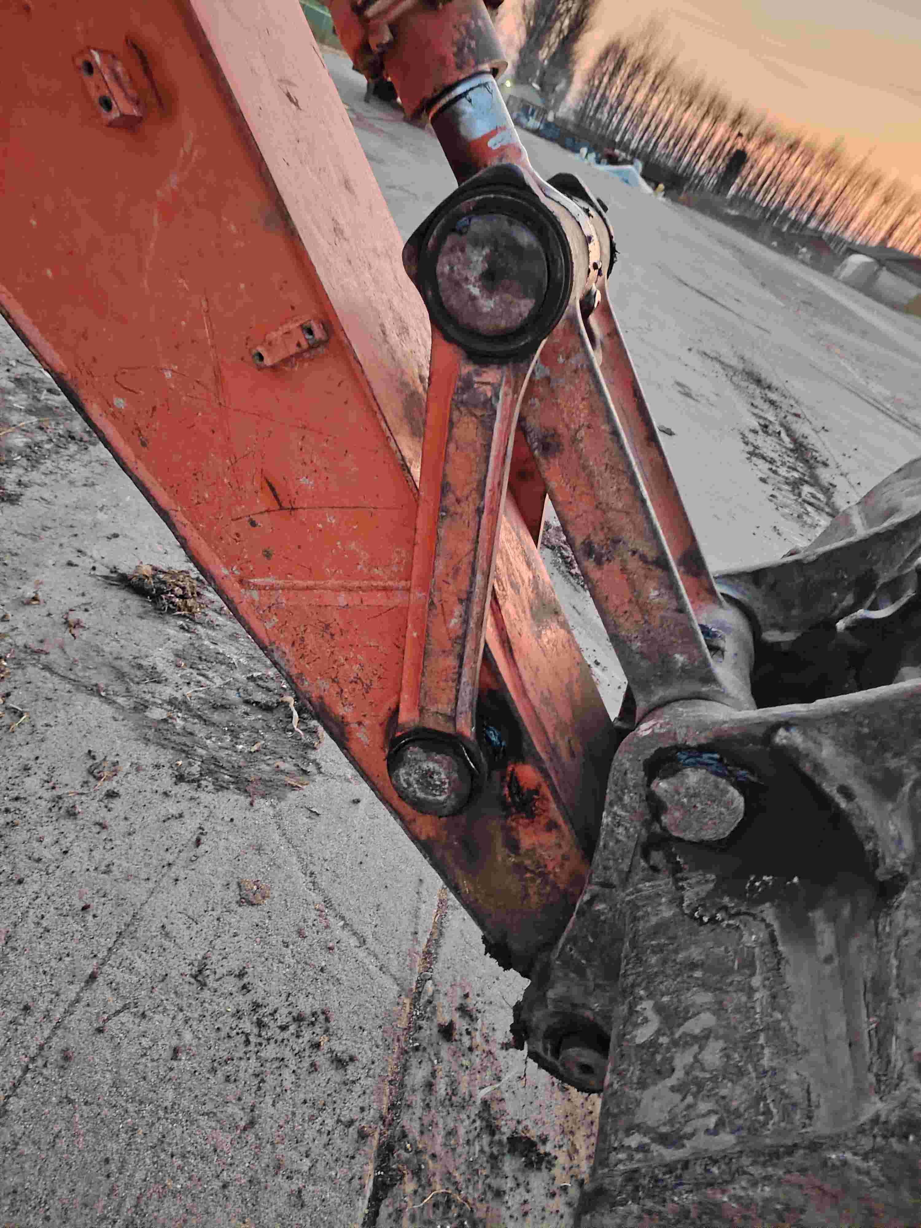 Buy Doosan 225LC-9 Used Excavator / 5