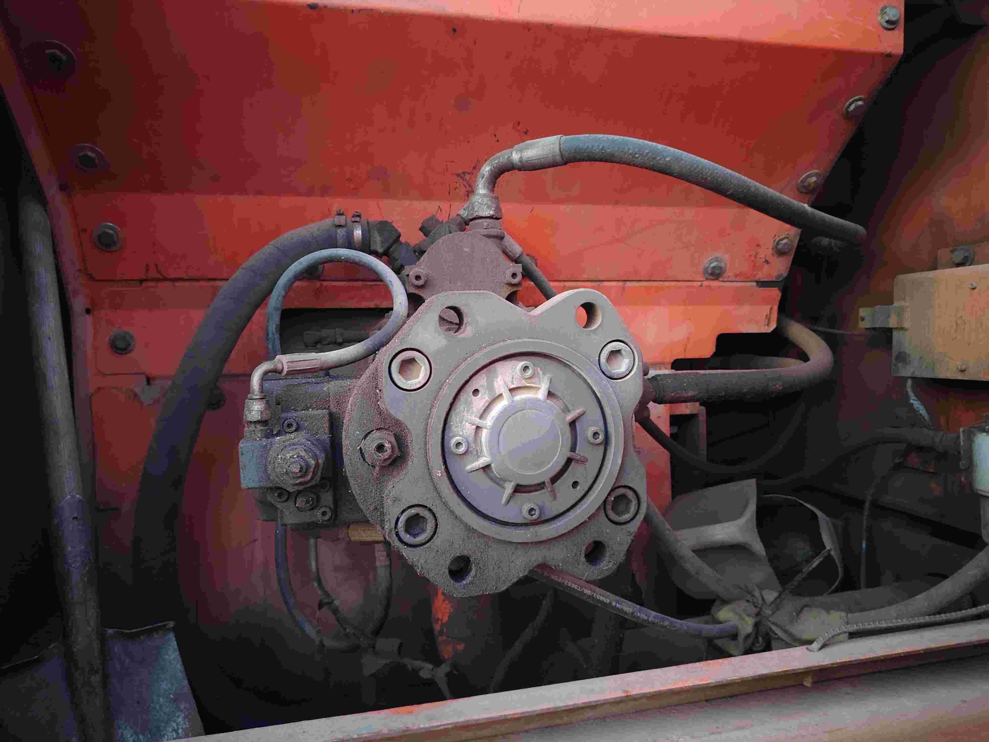 Buy Doosan 225LC-9 Used Excavator / 11