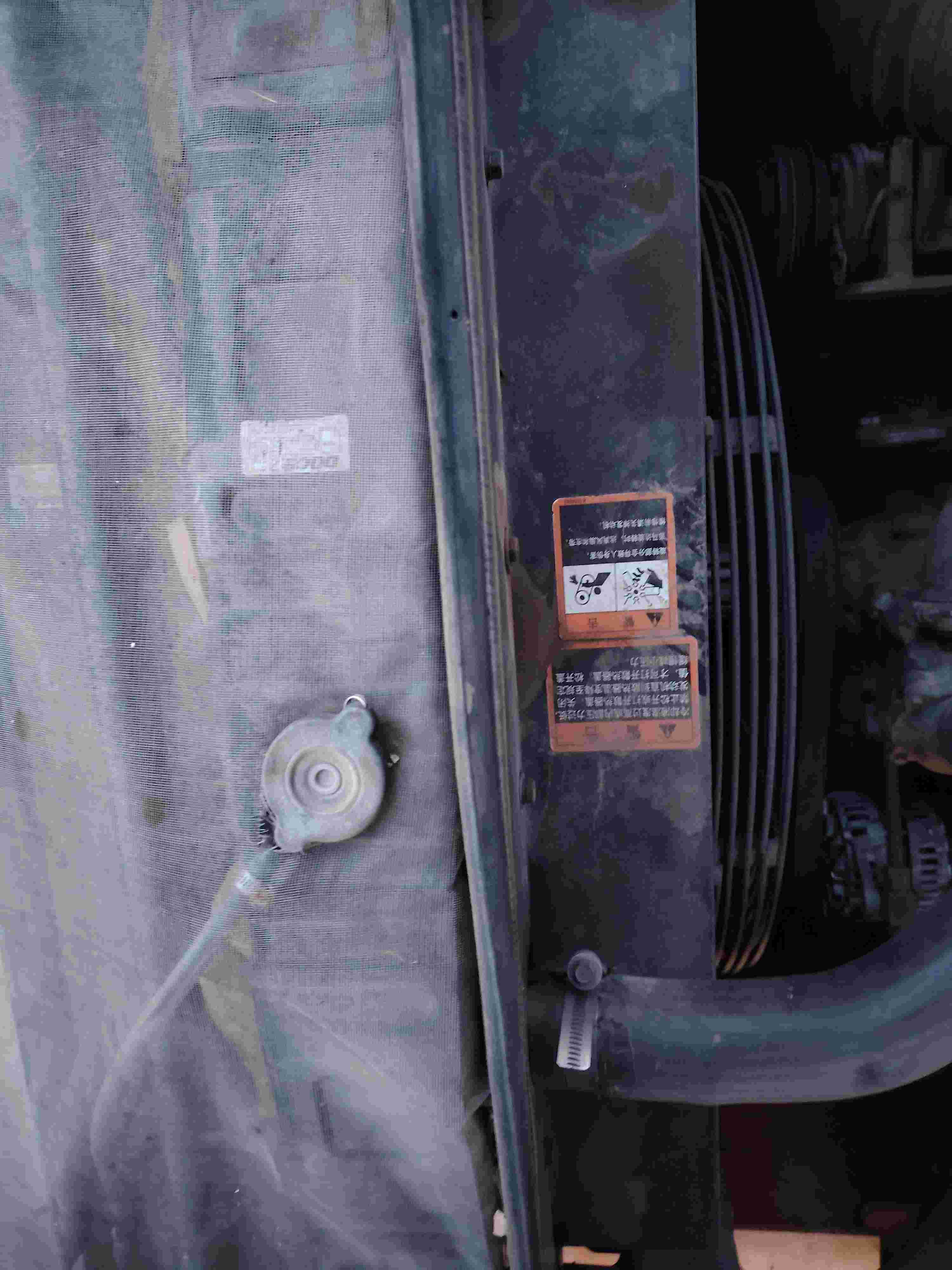 Buy Doosan 225LC-9 Used Excavator / 8