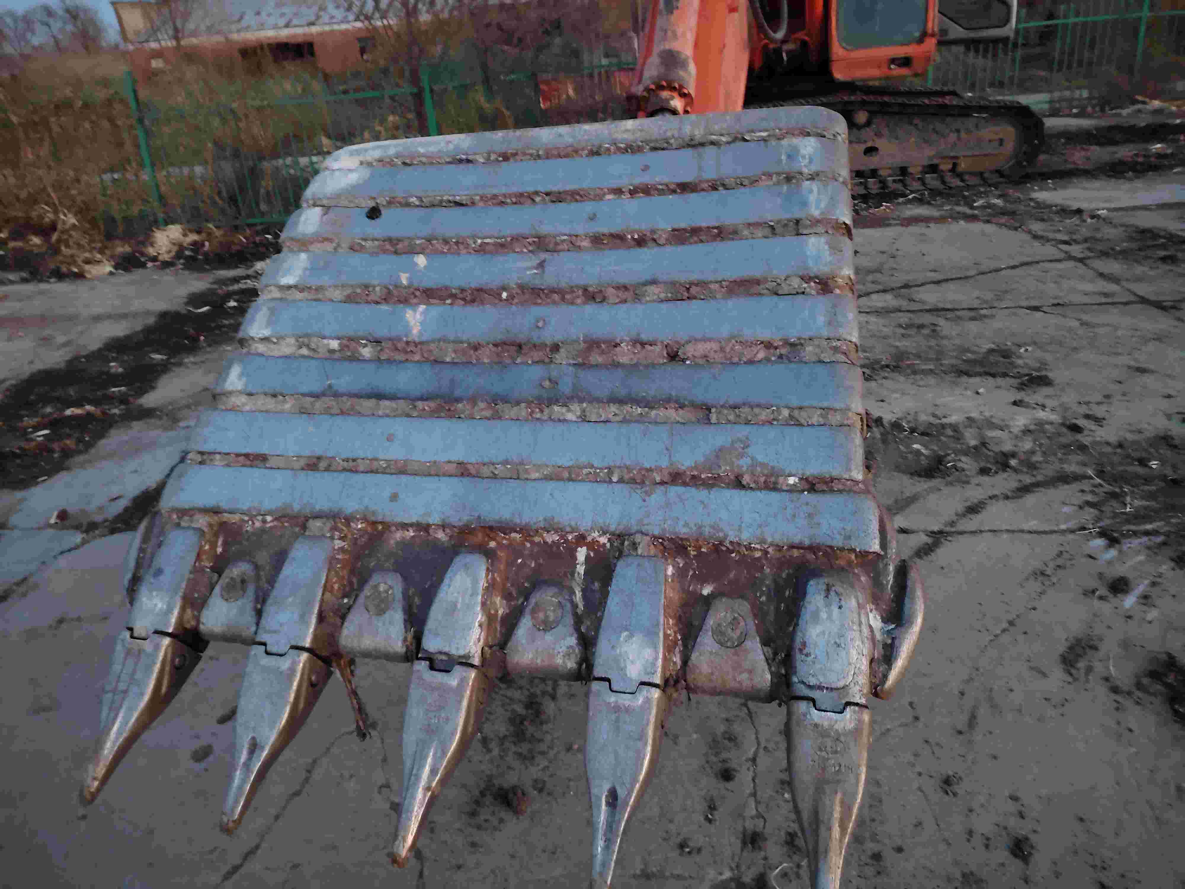 Buy Doosan 225LC-9 Used Excavator / 7