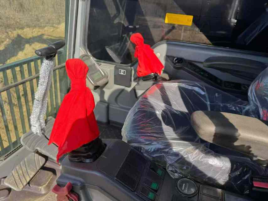 Buy Volvo EC360BL Used Excavator / 4