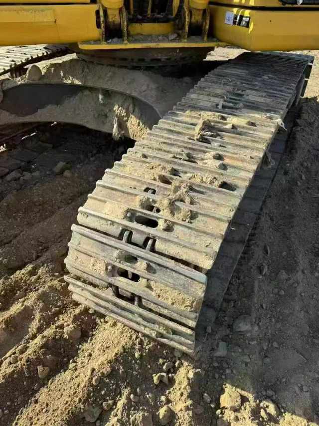 Buy Komatsu PC200 Used Excavator / 8