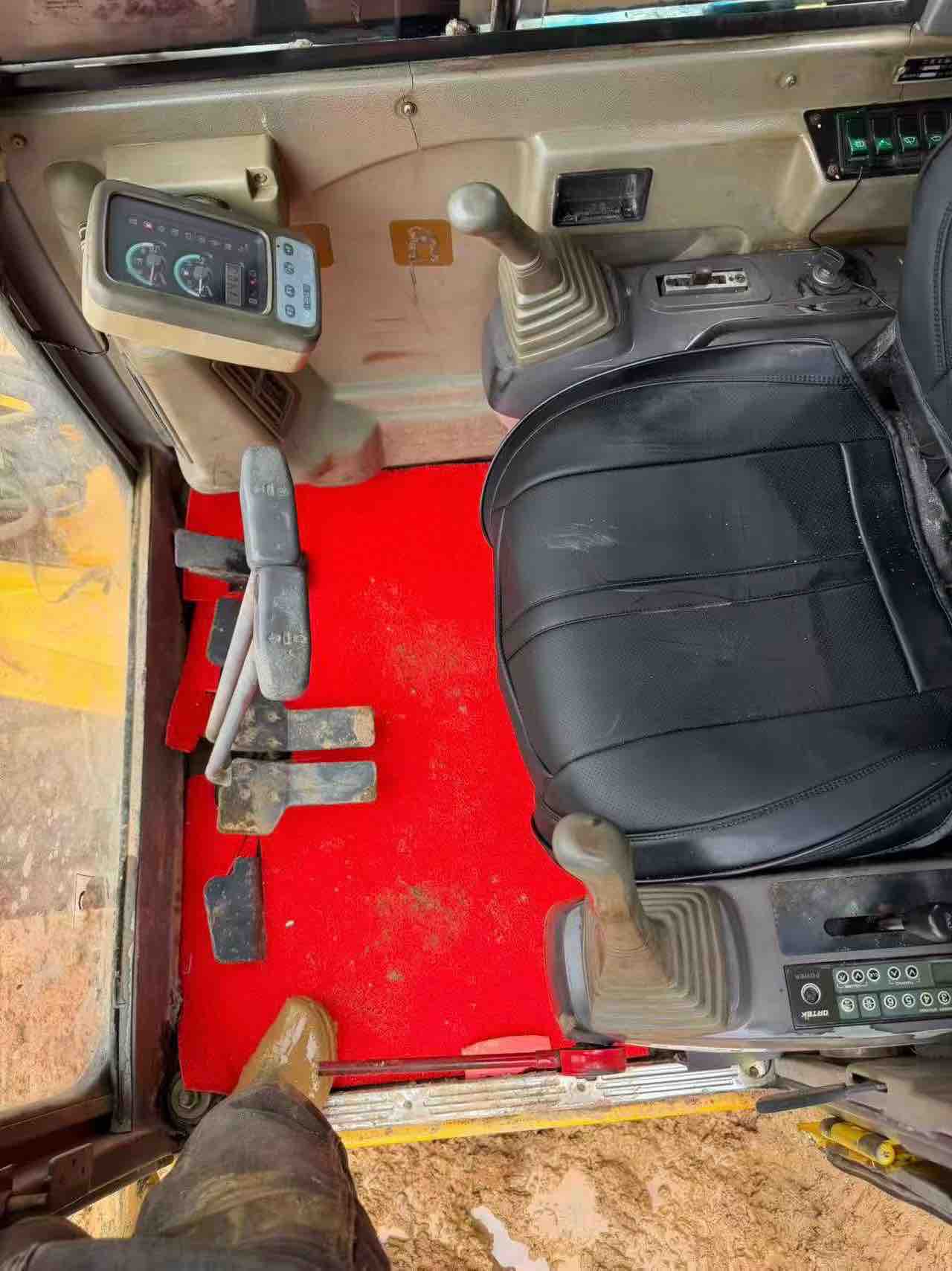 Buy XCMG XE60WA Used Excavator / 8