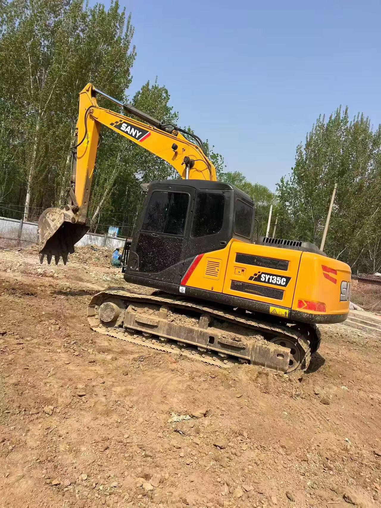 Buy Sany C135-10 Used Excavator / 3