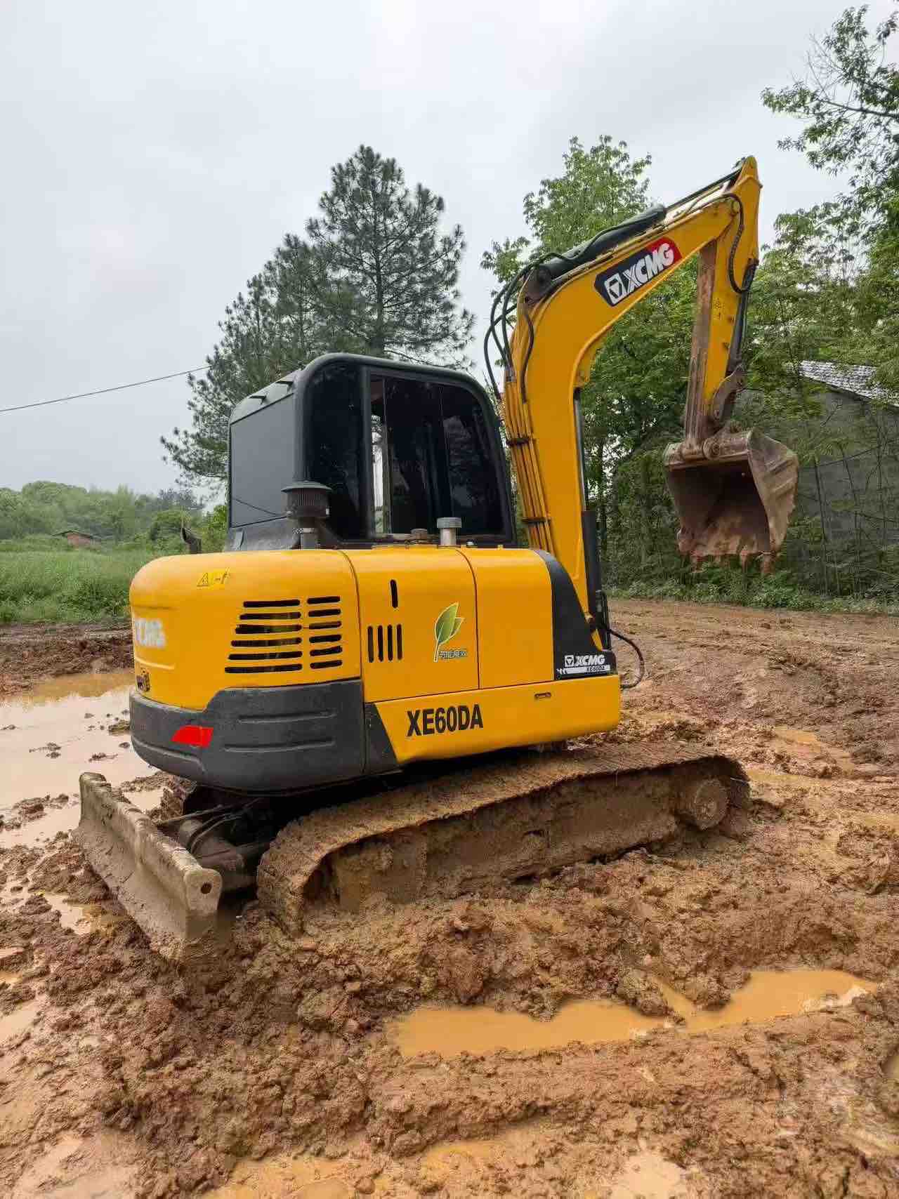 Buy XCMG XE60WA Used Excavator / 4