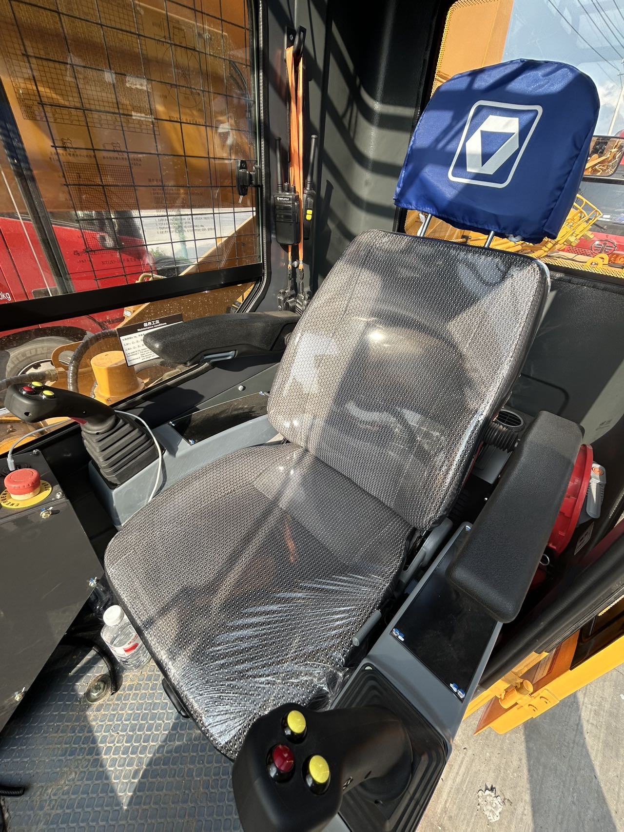 Buy XCMG XCT12K5-1 Used Crane / 3