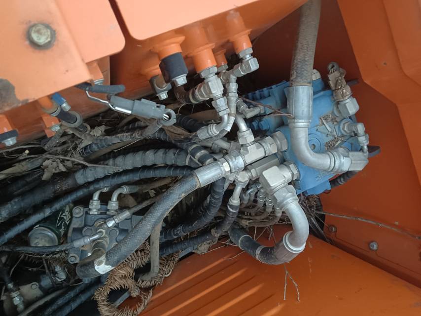 Buy Doosan 75-7 Used Excavator / 5