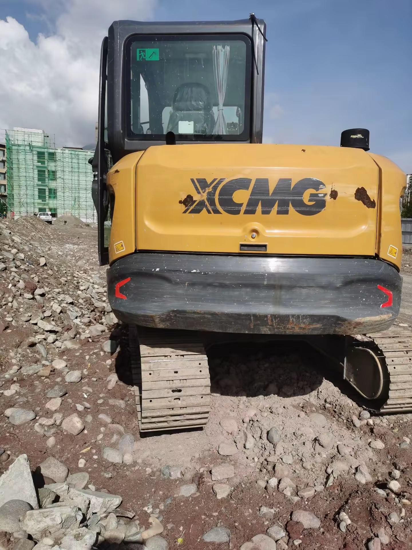 Buy XCMG XE55DA Used Excavator / 2