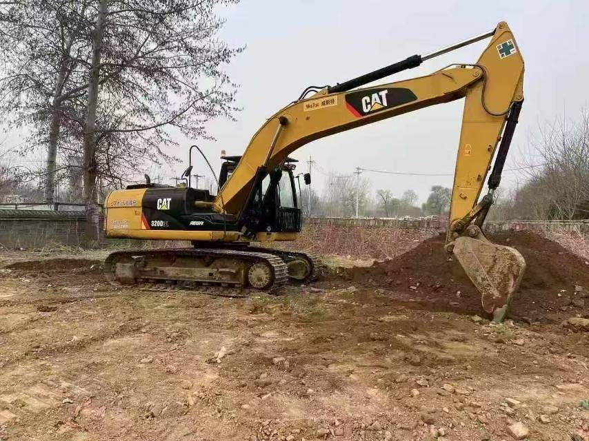 Buy Caterpillar 320CL Used Excavator / 4