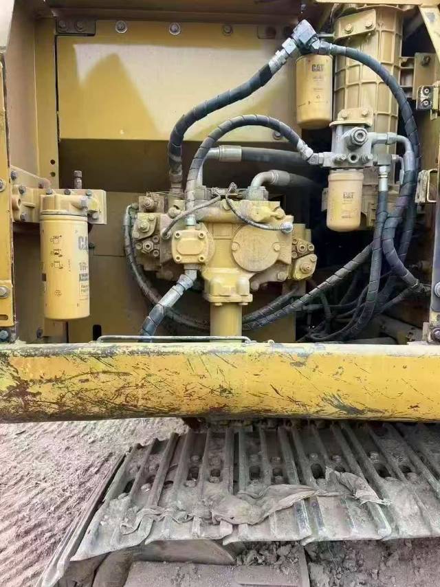 Buy Caterpillar 320CL Used Excavator / 8