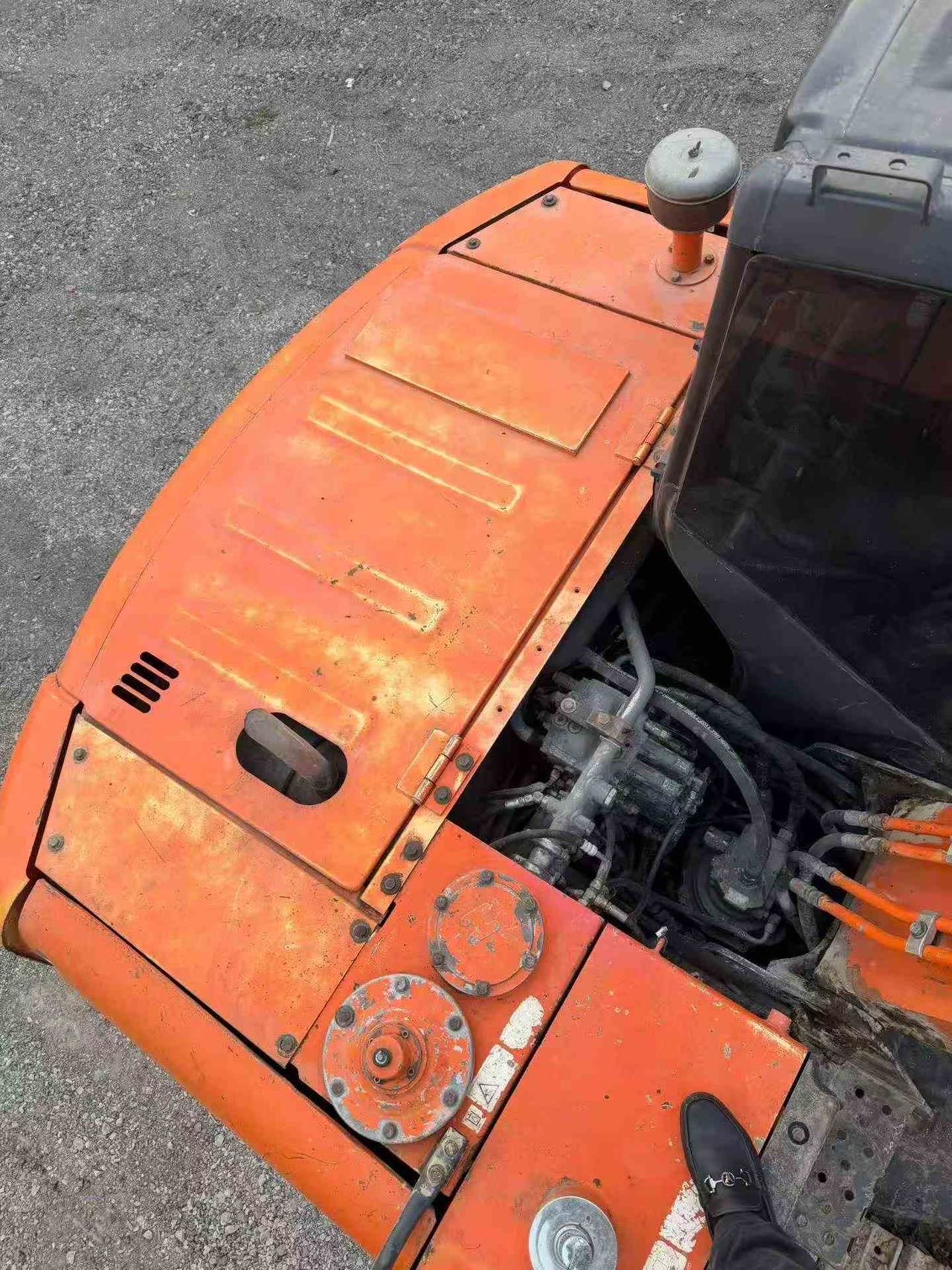 Buy Hitachi ZX70-5G Used Excavator / 9