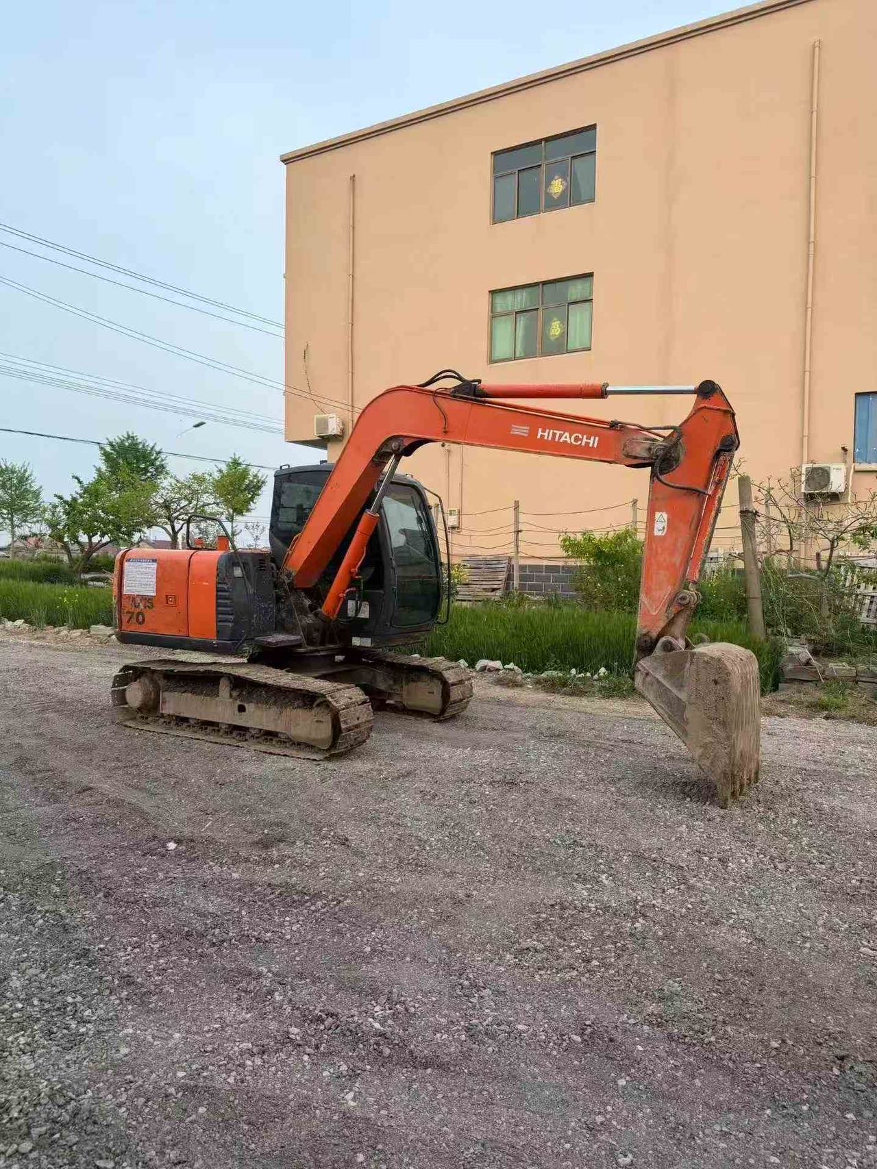 Buy Hitachi ZX70-5G Used Excavator / 2