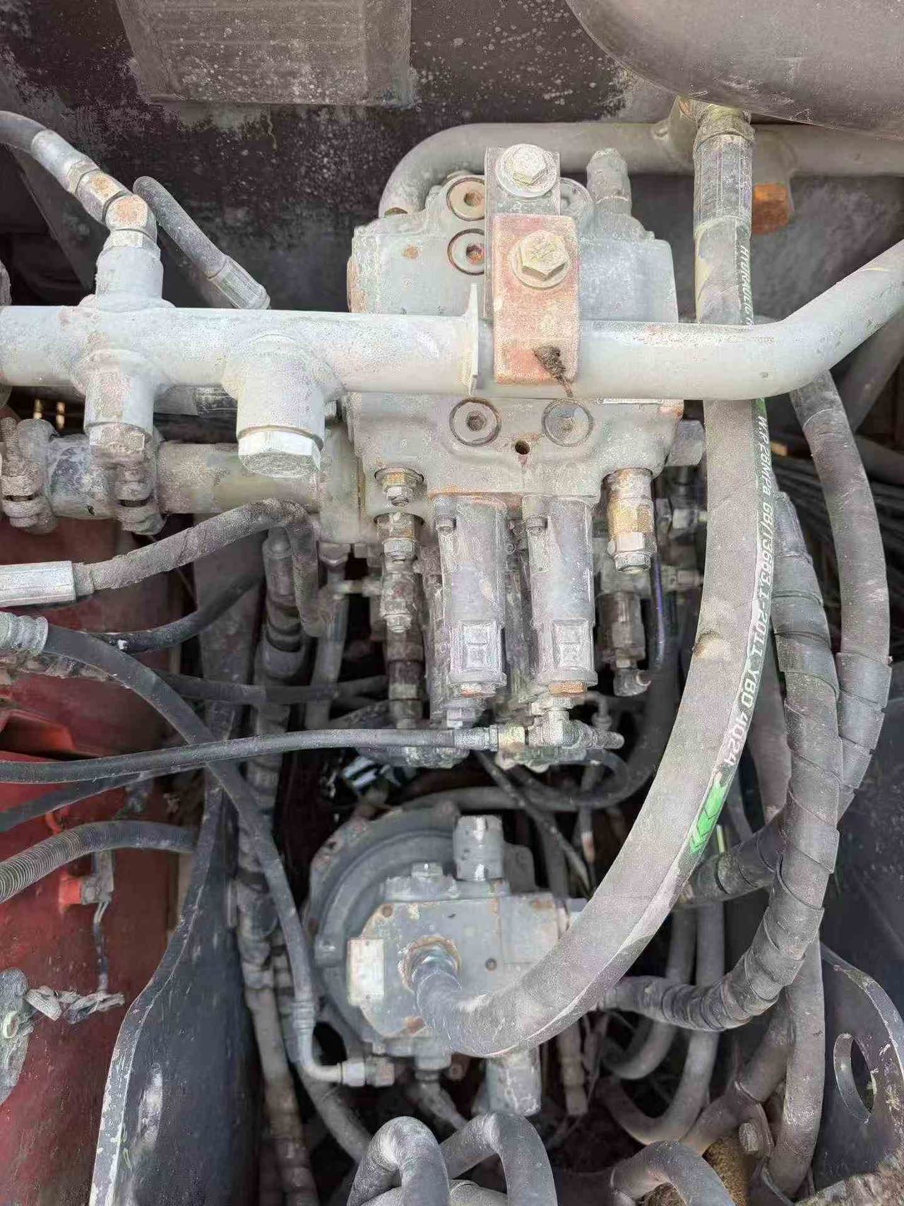 Buy Hitachi ZX70-5G Used Excavator / 4