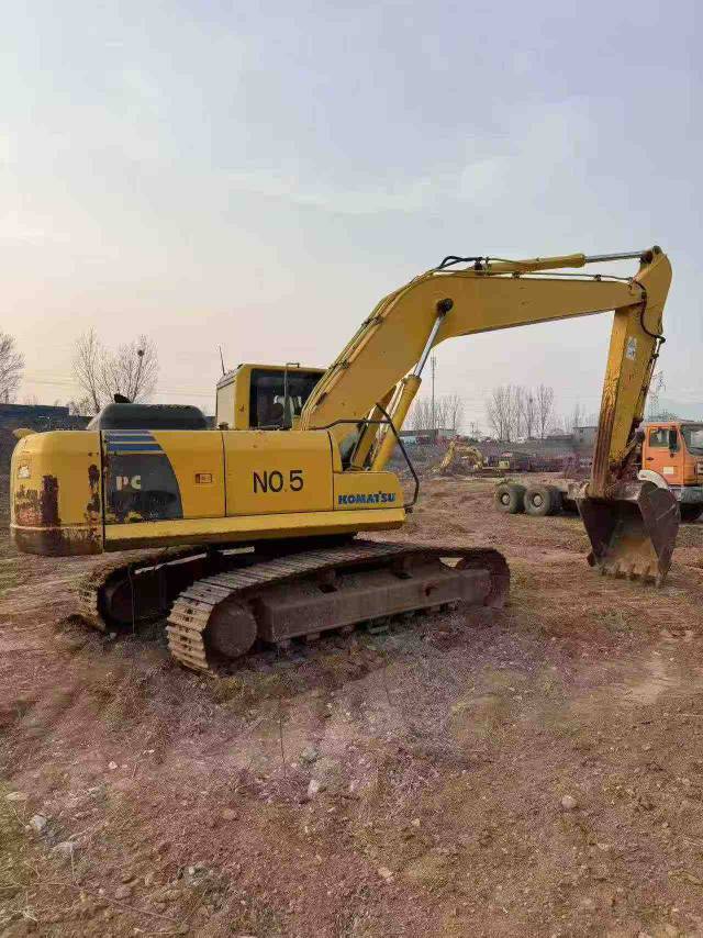 Buy Komatsu PC210-8 Used Excavator / 6