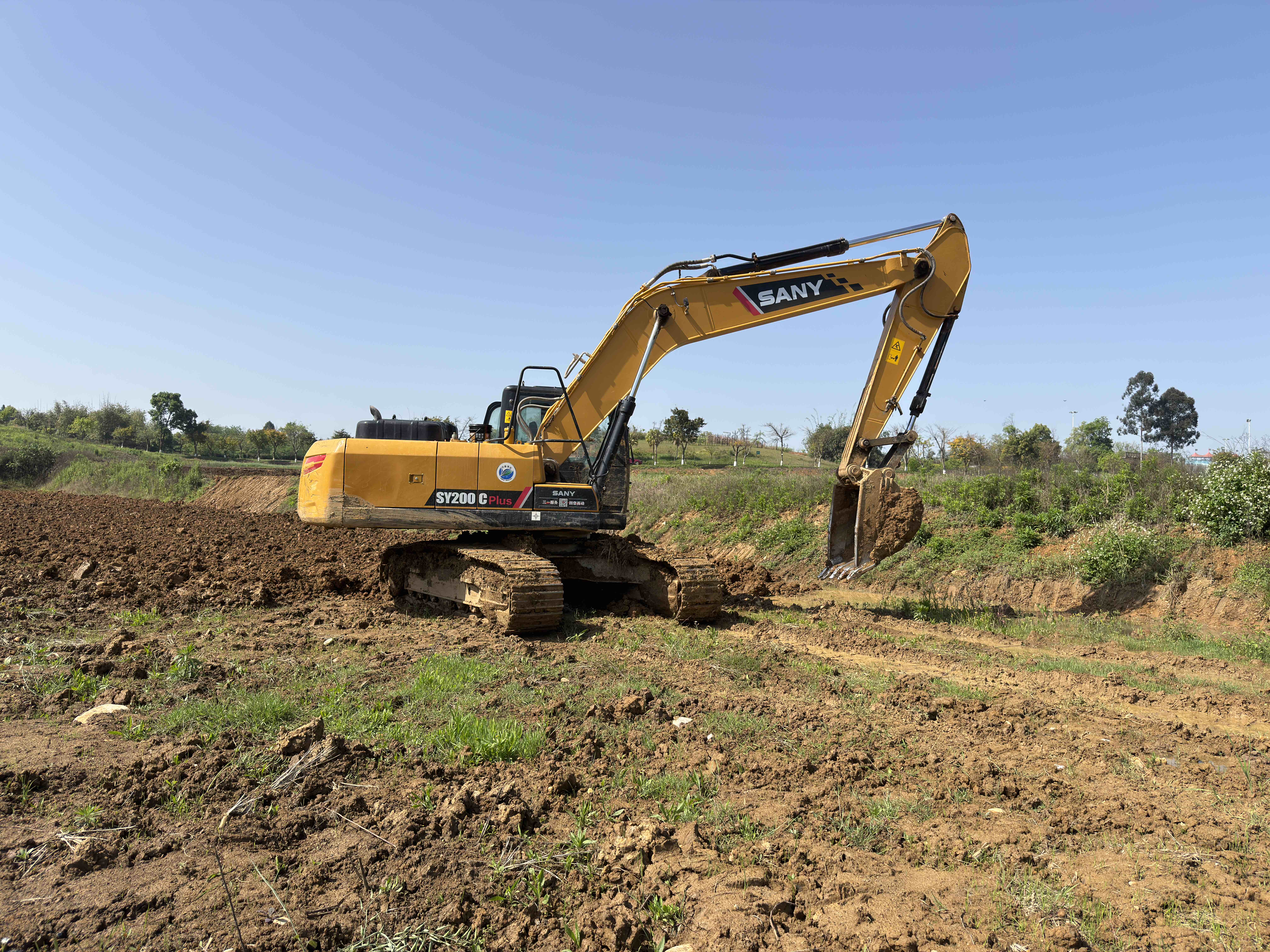 Buy Sany SY200C Used Excavator / 4