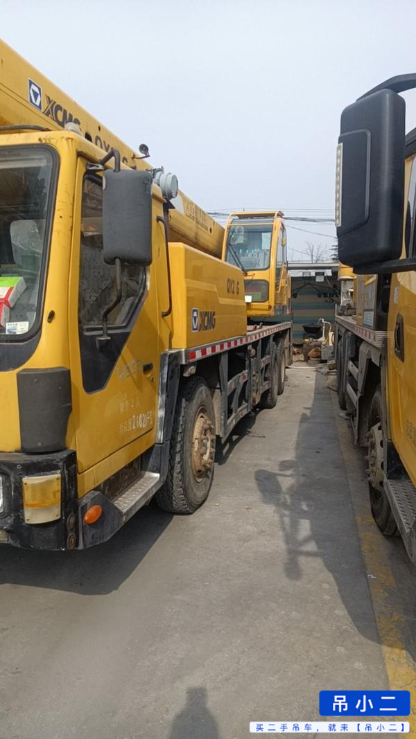 Buy XCMG QY20G Used Crane / 2