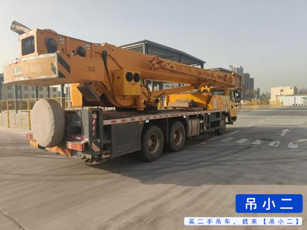 Buy XCMG 25K5D Used Crane / 2