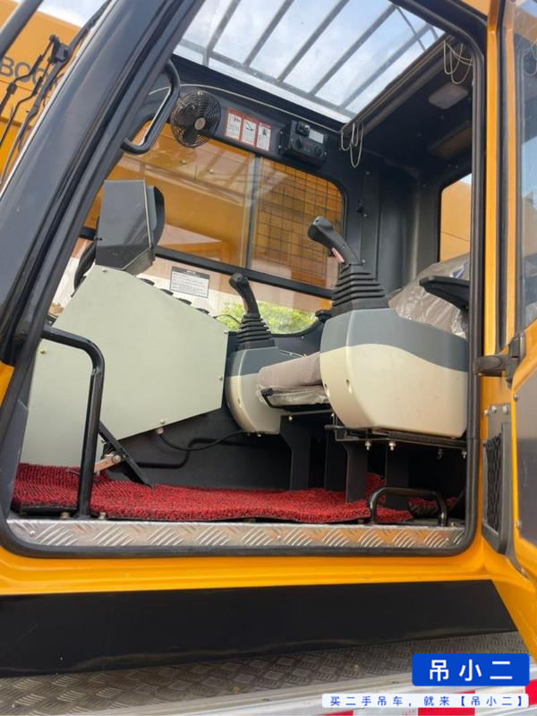 Buy XCMG XCT12L5 Used Crane / 4