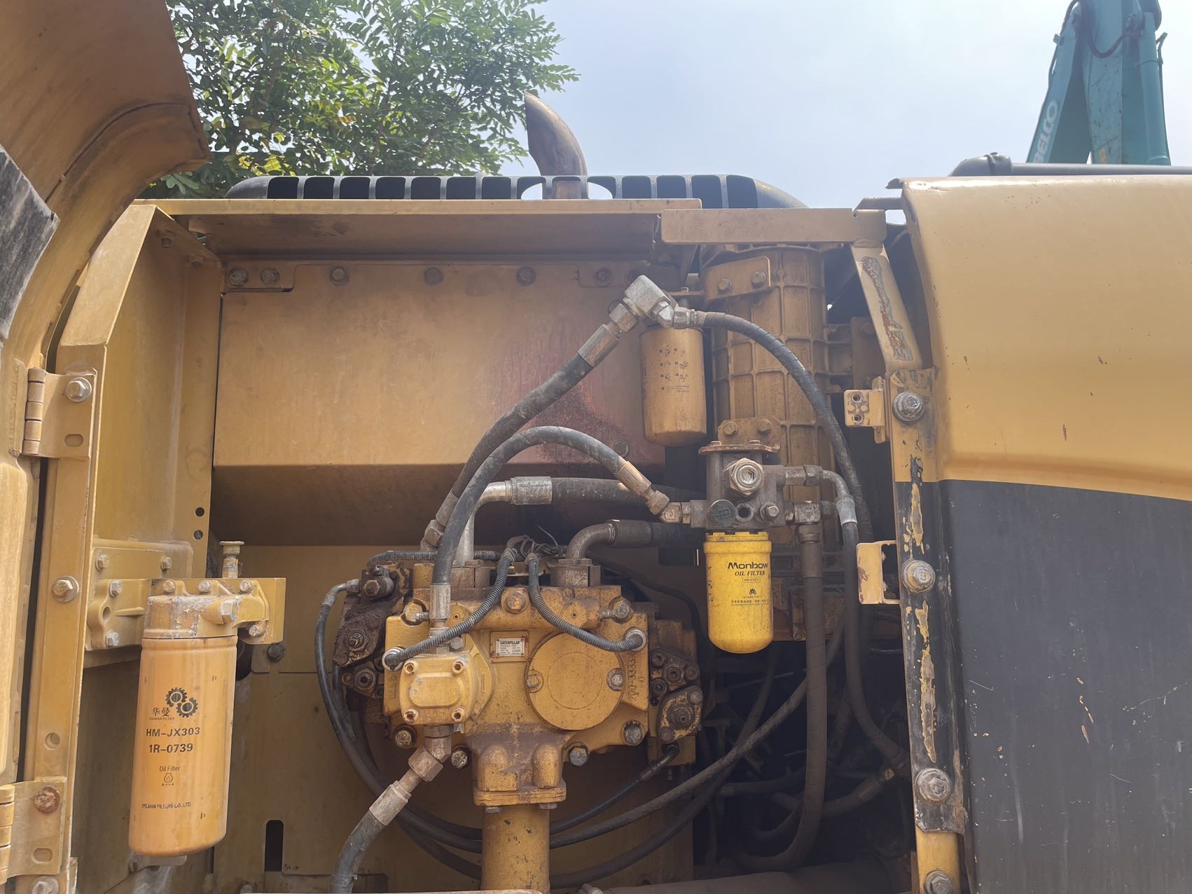 Buy Caterpillar 320C Used Excavator / 6