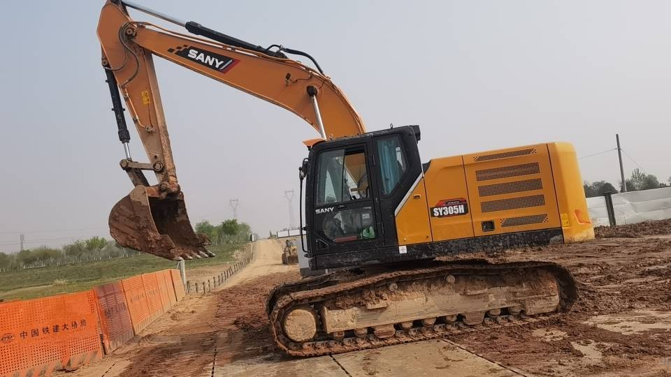 Buy Sany 235C-9 Used Excavator / 2