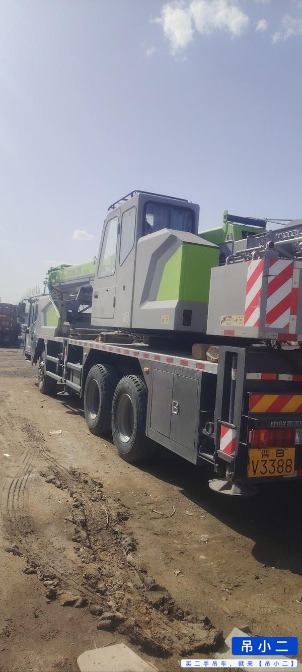 Buy Zoomlion 250A Used Crane / 3
