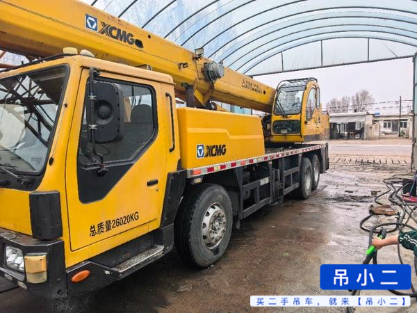 Buy XCMG QY20G Used Crane / 2