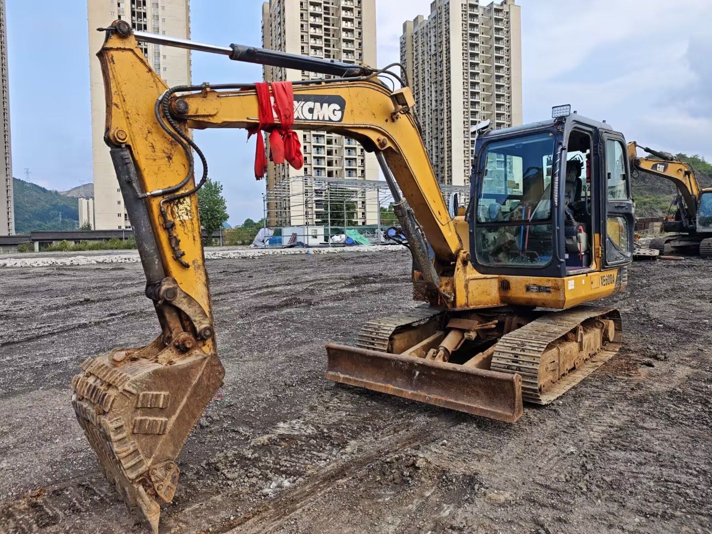 Buy XCMG Used Excavator / 7