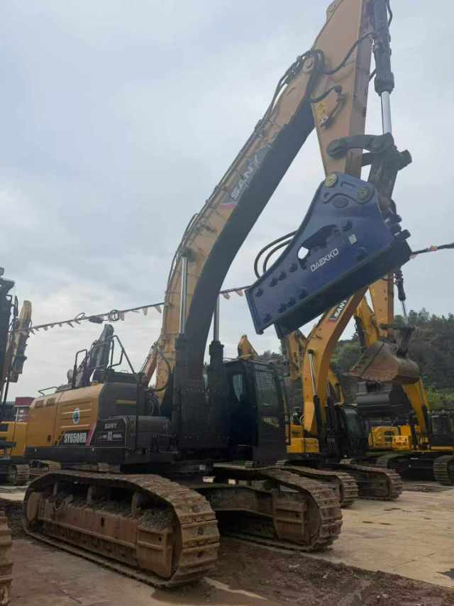Buy Sany 215C-9 Used Excavator / 3
