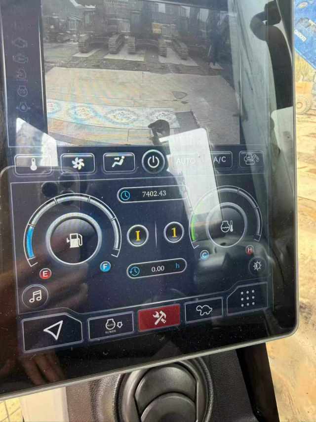 Buy Sany 215C-9 Used Excavator / 8