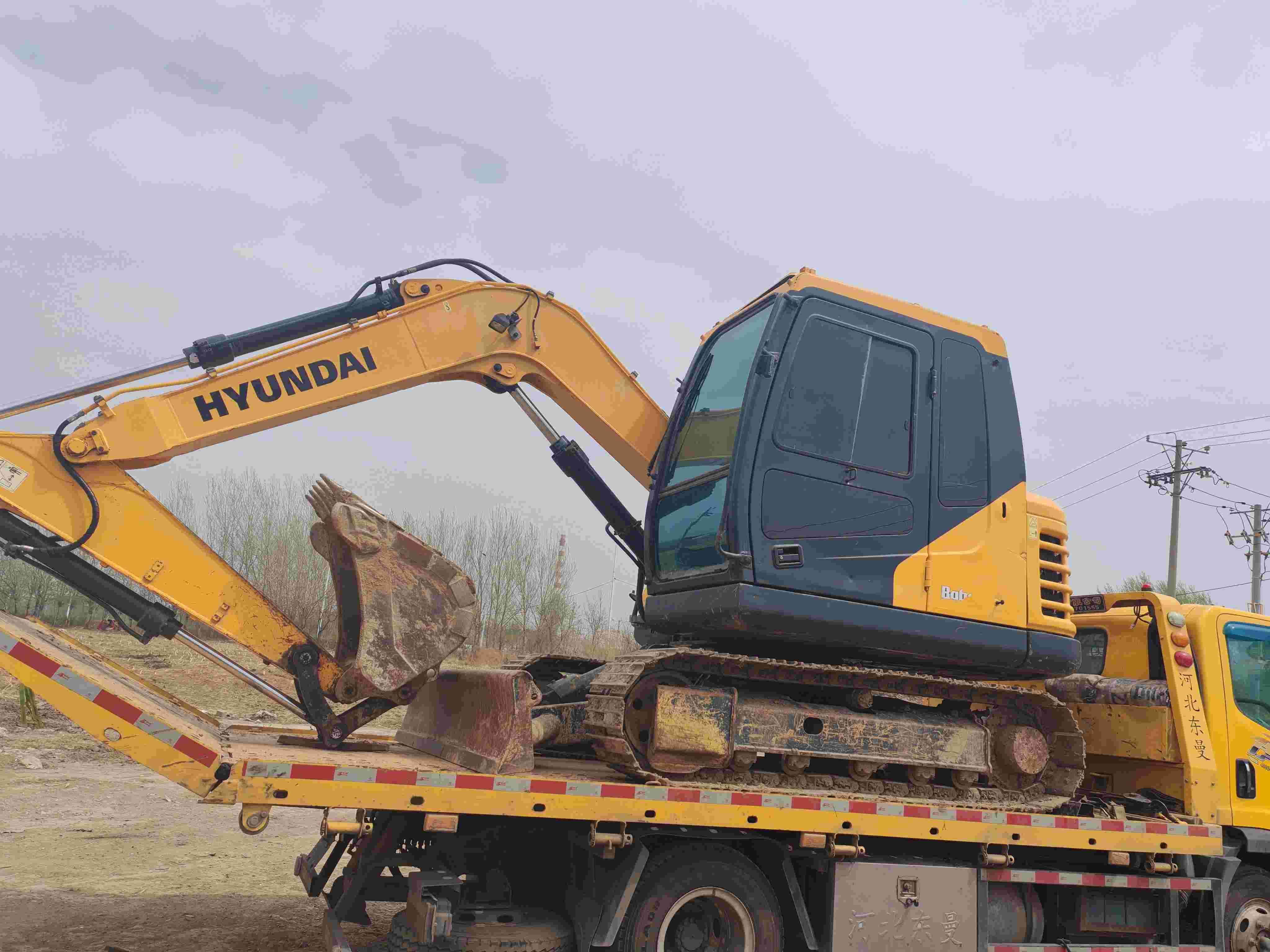 Buy Hyundai R75BVS Used Excavator / 2