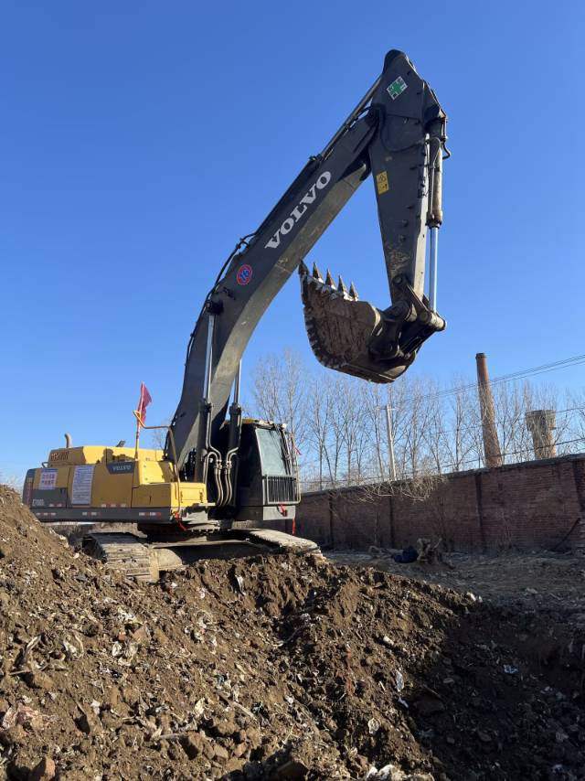 Buy Volvo Used Excavator / 9