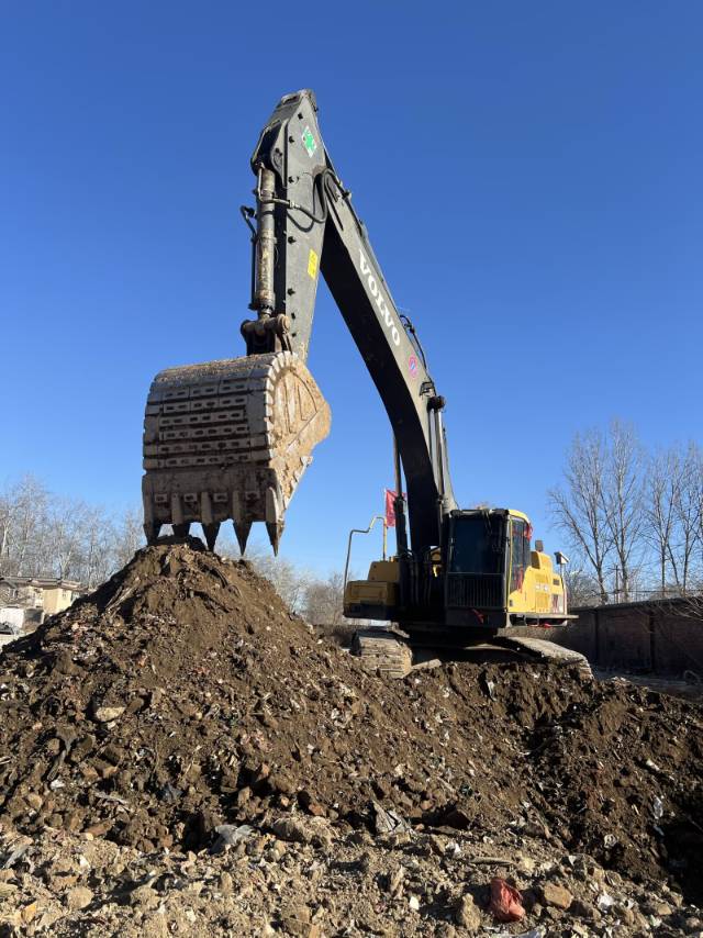 Buy Volvo Used Excavator / 7