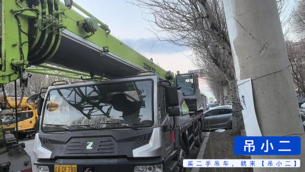 Buy Zoomlion 250V Used Crane / 6