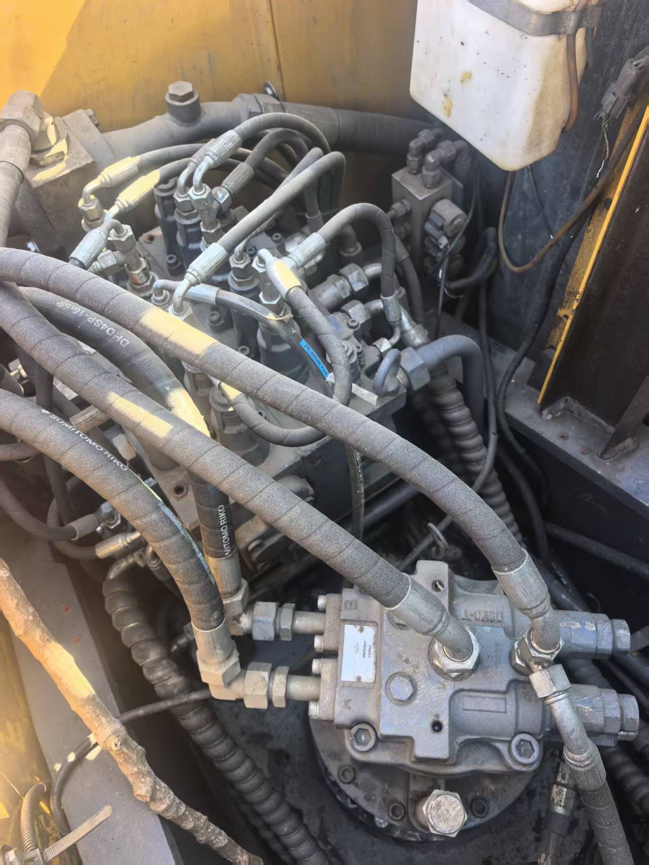 Buy XCMG 150D Used Excavator / 5