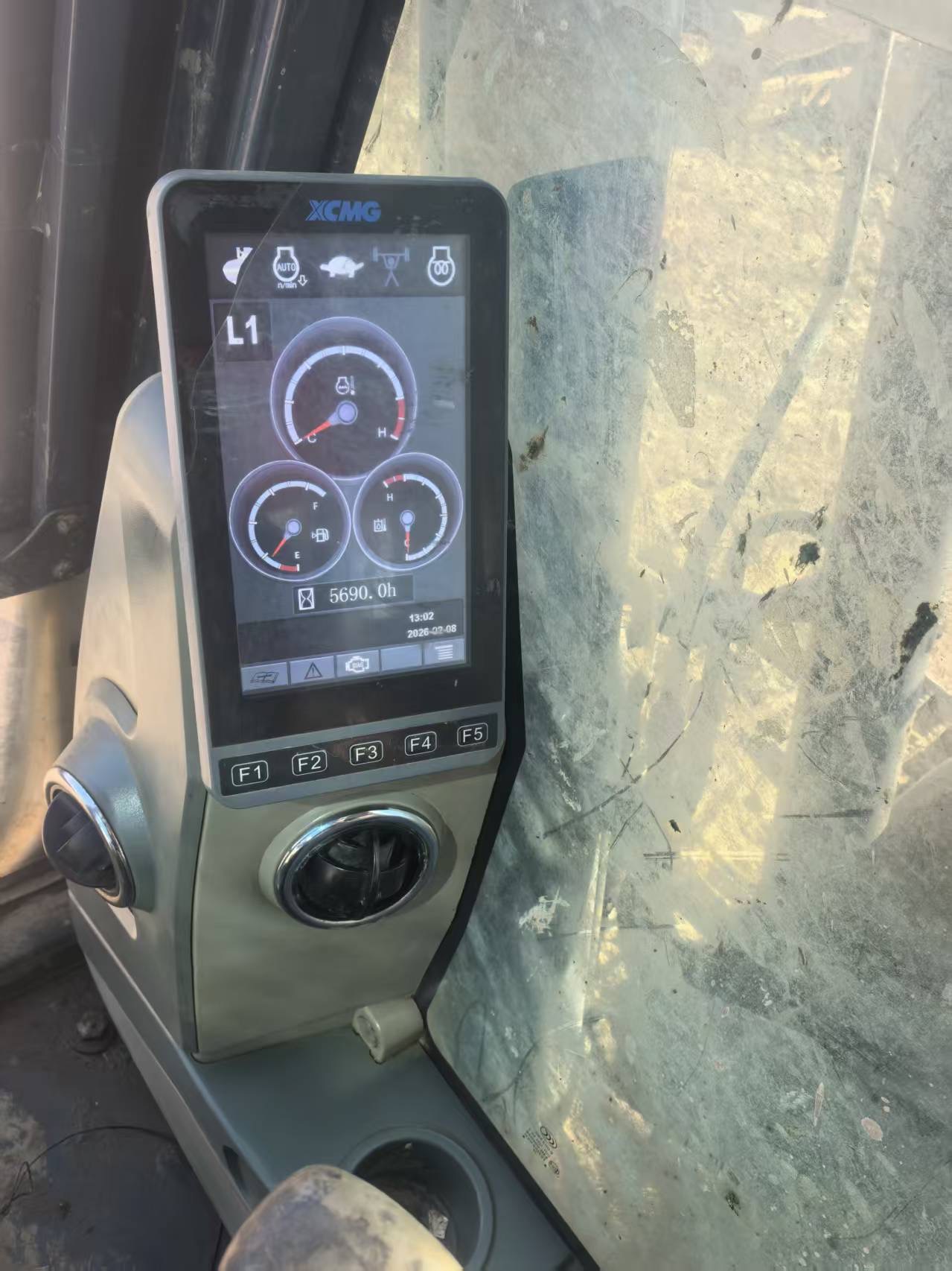 Buy XCMG 150D Used Excavator / 2