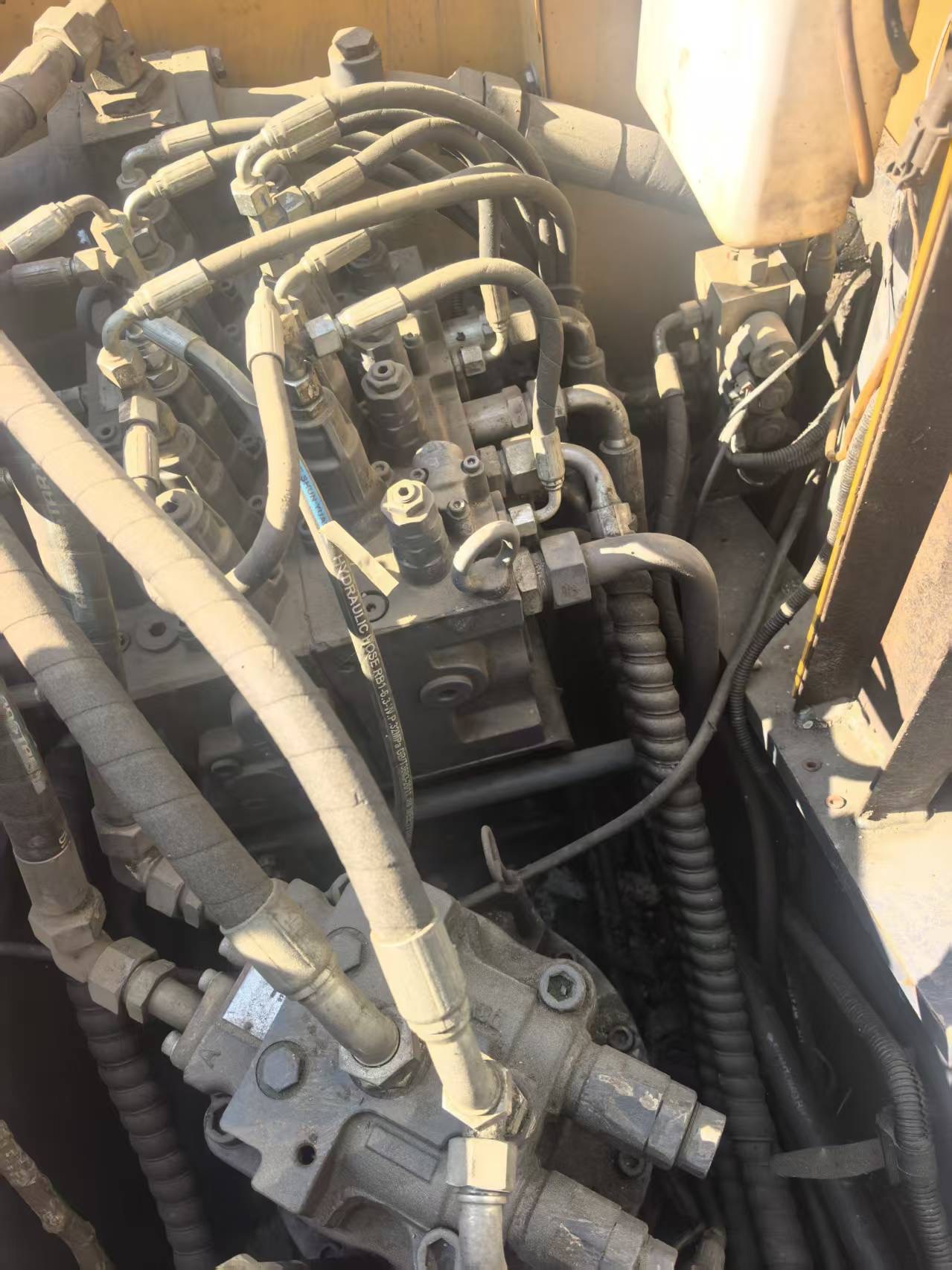 Buy XCMG 150D Used Excavator / 3