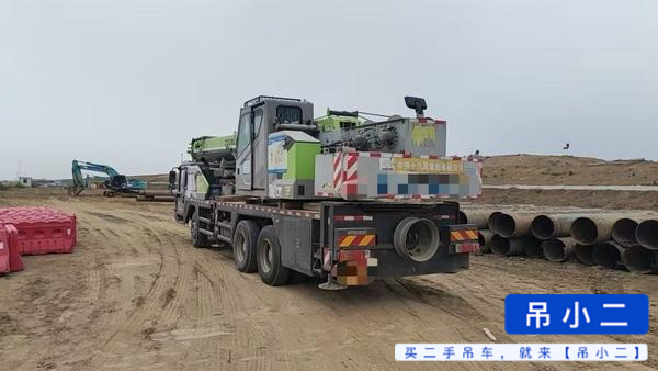 Buy Zoomlion 251E Used Crane / 4