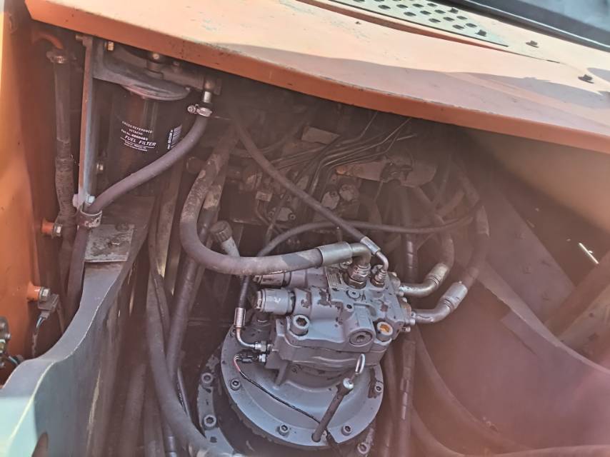 Buy Hitachi 50 Used Excavator / 3