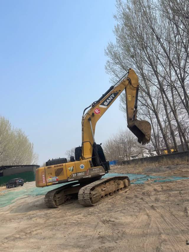 Buy Sany 205C-8 Used Excavator / 4