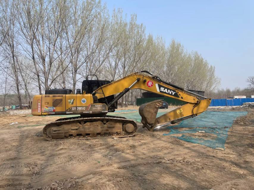 Buy Sany 205C-8 Used Excavator / 2