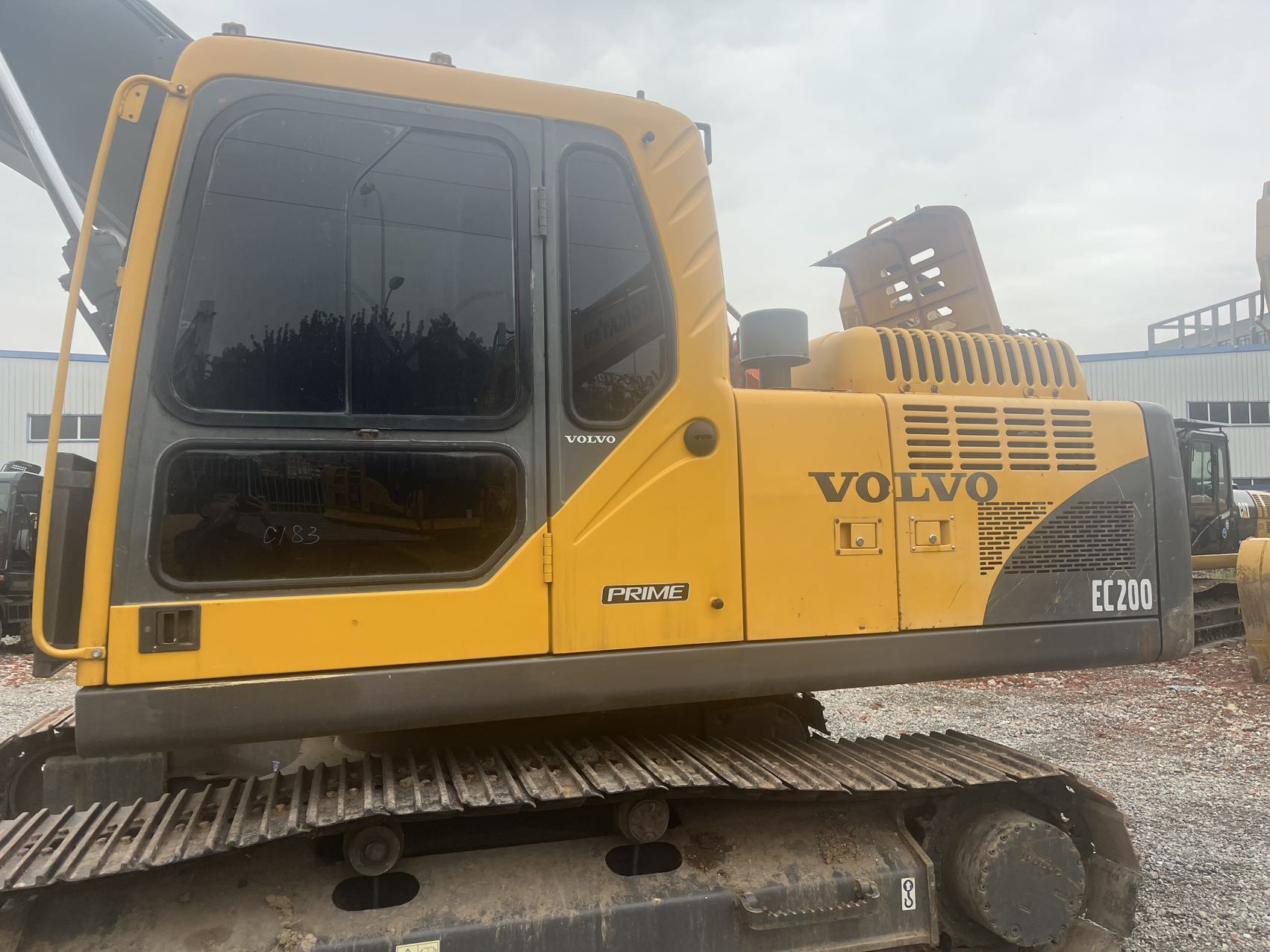 Buy Volvo EC200 Used Excavator / 4