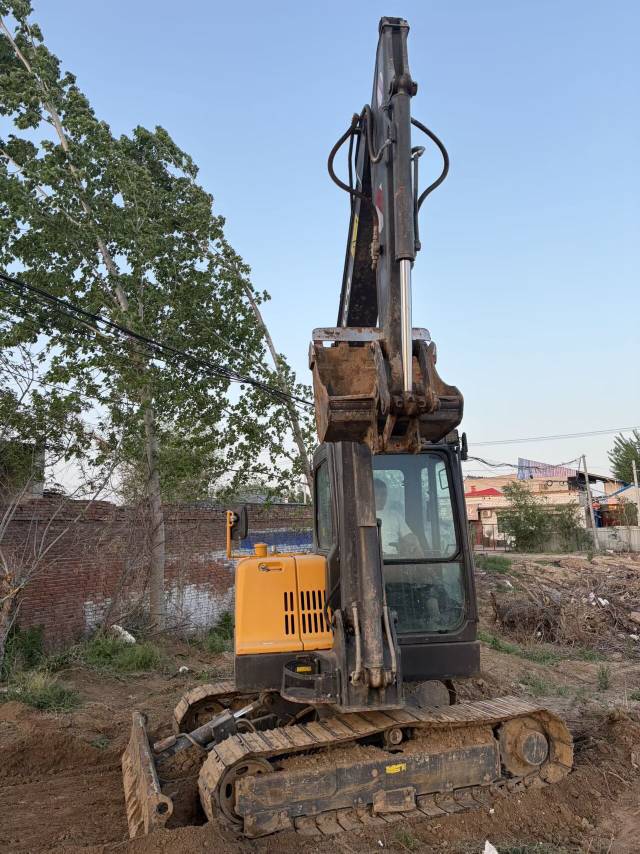 Buy Volvo 55C Used Excavator / 4