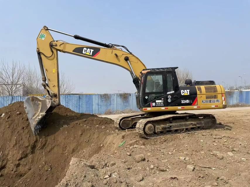 Buy Caterpillar 324D Used Excavator / 2