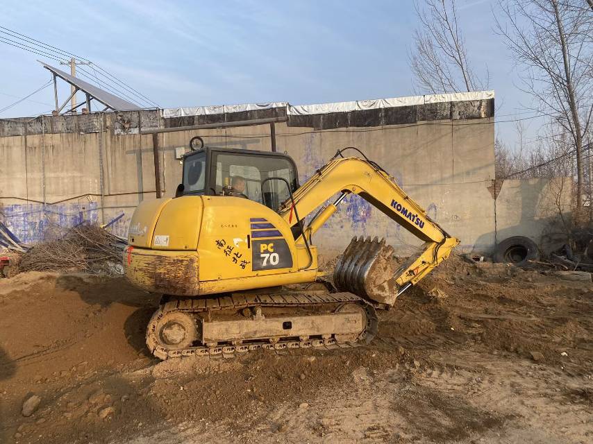 Buy Komatsu PC70-8 Used Excavator / 3