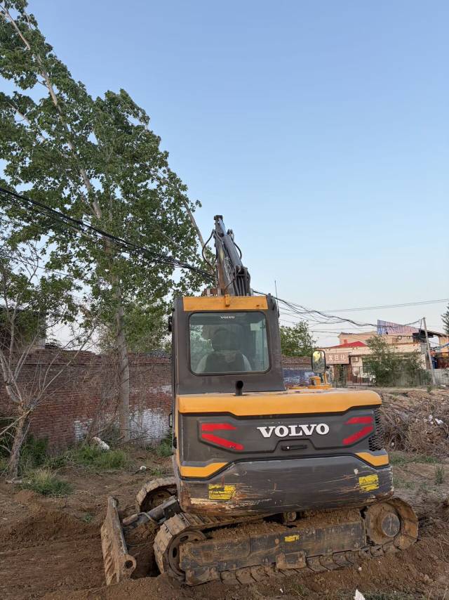 Buy Volvo 55C Used Excavator / 2